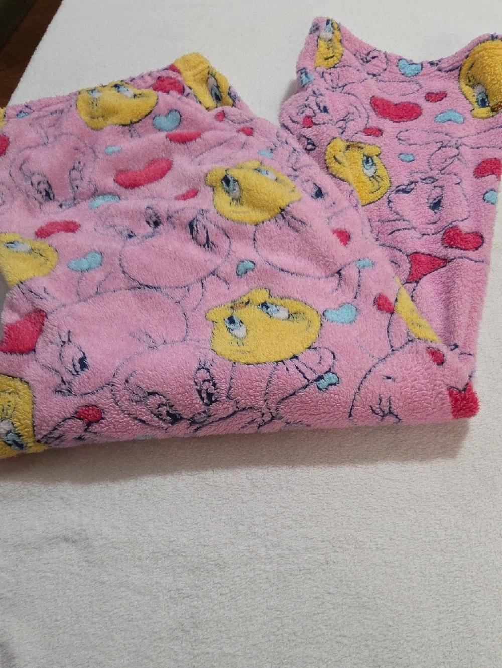 LOONEY TUNES TWEETY BIRD PAJAMA PANTS